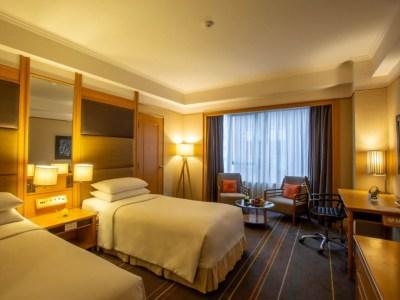 Renaissance Riverside Sài Gòn Khách sạn 5*